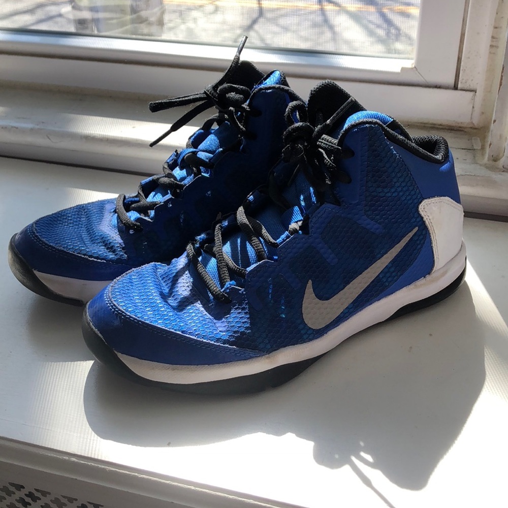 Nike Blue Basketball Shoes Youth 5.5
